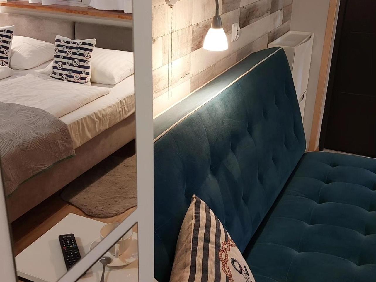 Apartamenty I Mieszkania Wakacyjne Chałupy Екстериор снимка