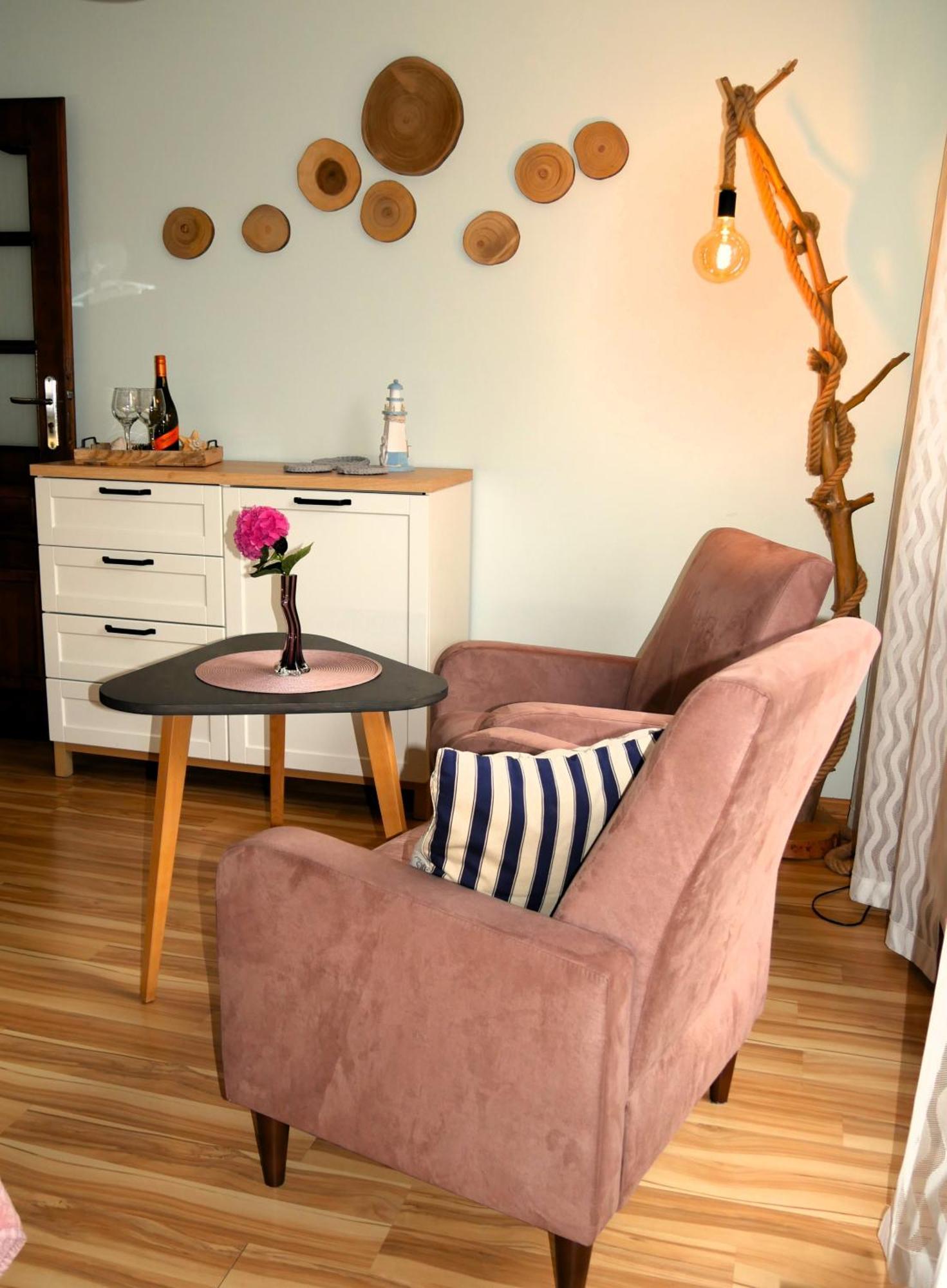 Apartamenty I Mieszkania Wakacyjne Chałupy Екстериор снимка
